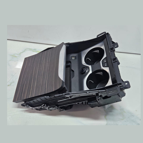 BMW X5 G05 X6 G06 cup holder drinks holder thermoelectric cup holder 6827173 OEM