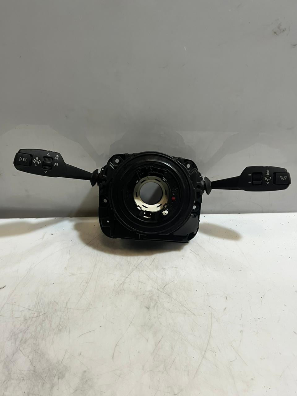 BMW 3' E82 E88 E90 E92 Steering Column Switch Cluster 9123033 OEM
