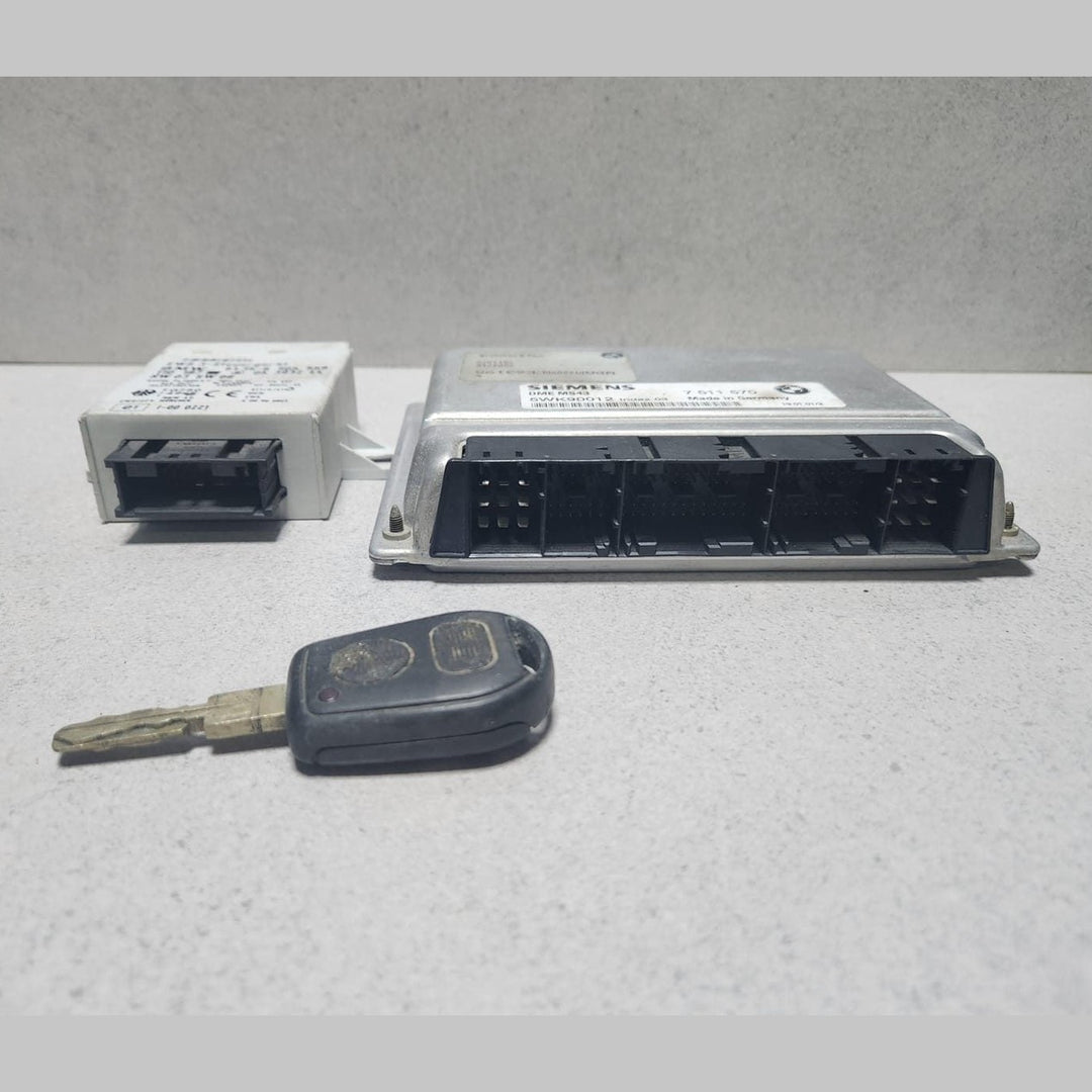 2001-2005 BMW 325i Engine Control Module MS437511570 E46 325i 330i E39 525i 530i