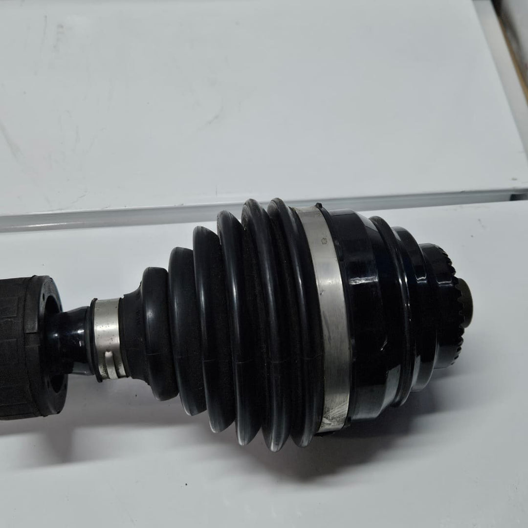 2020-2024 BMW X2 F39 2.0L FWD Axle Assembly 5A2E058 Front Right
