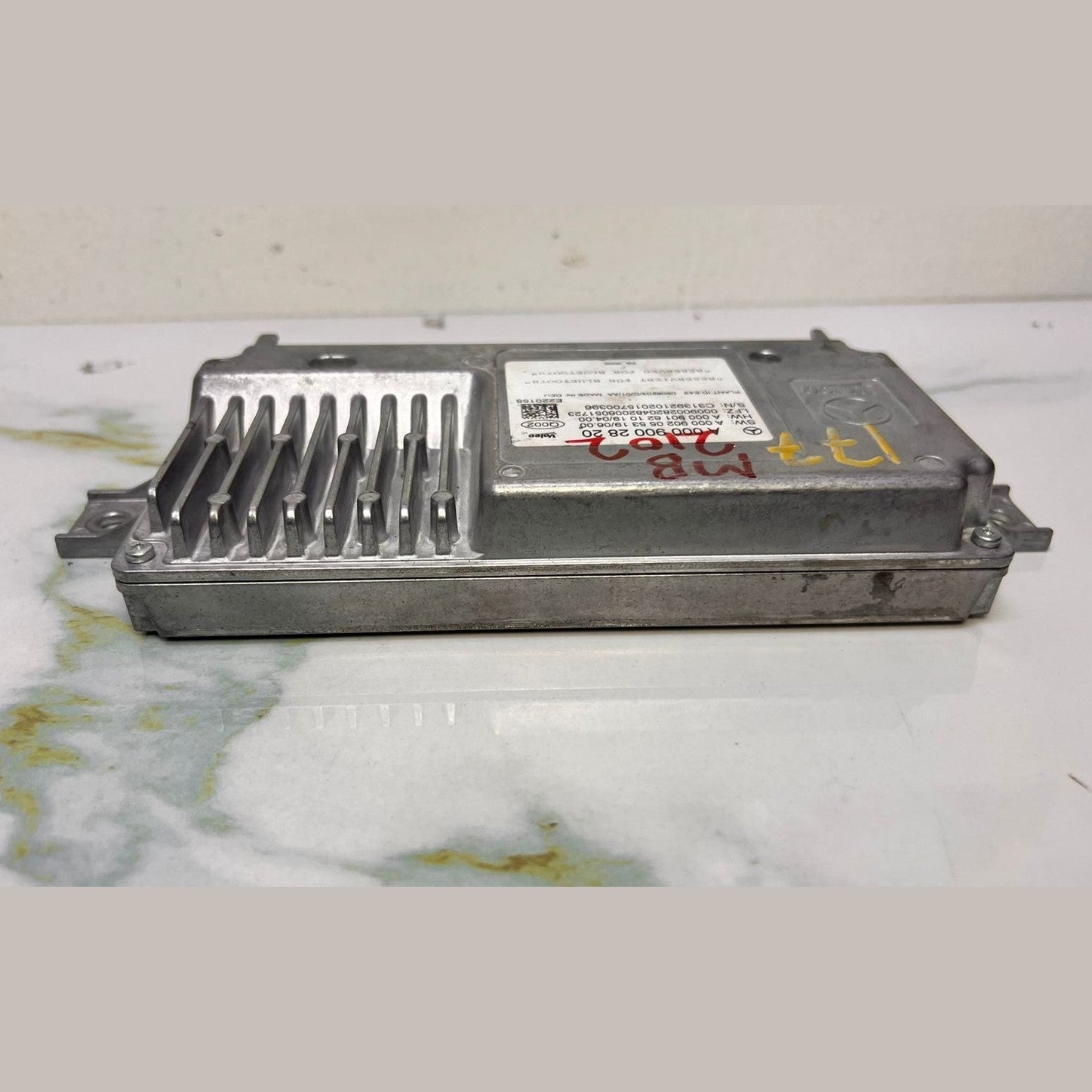 Mercedes-Benz Parking Aid Control Module A 000 900 28 20 GL350