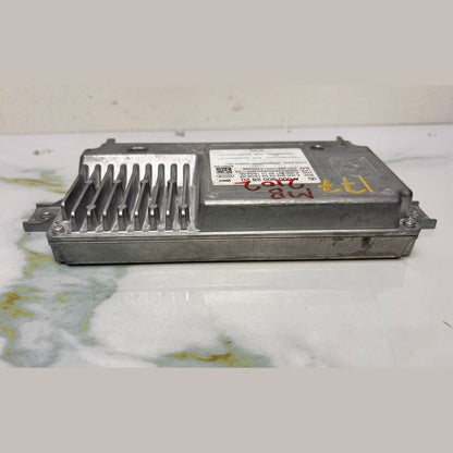 Mercedes-Benz Parking Aid Control Module A 000 900 28 20 GL350