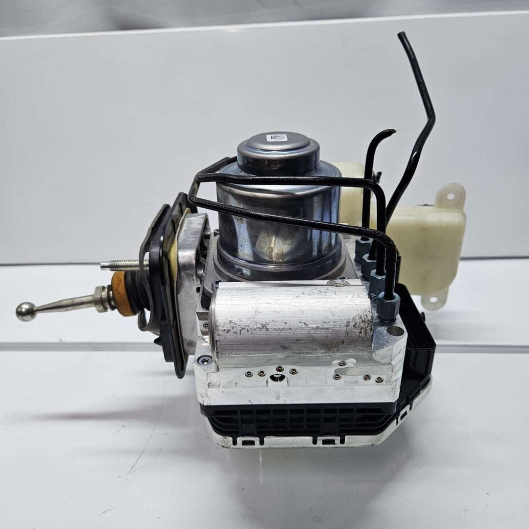 2019 BMW X5 G05, X6 G06, X7 G07 5A0B140 Brake Booster Abs Assembly Unit 