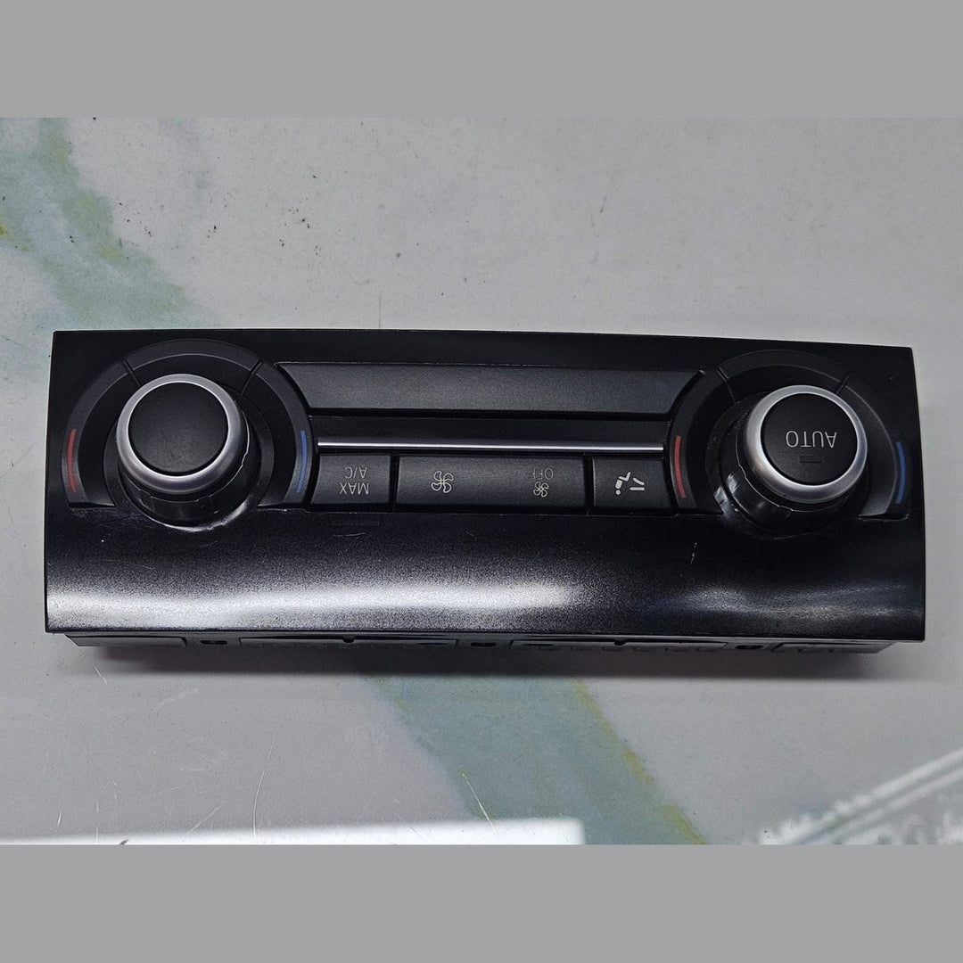 BMW 5 7 Series F01 F10 F11 Rear Climate control unit module 9304718 OEM