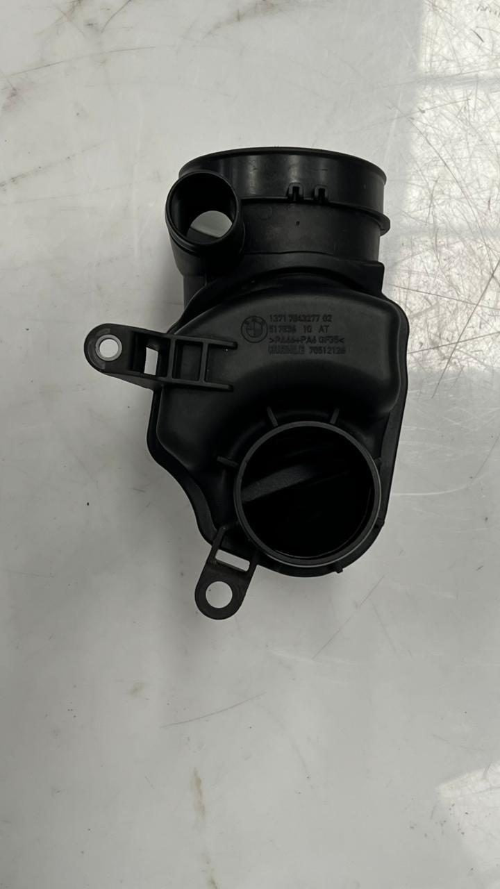 BMW Air Channel 1371 7843277 5 Series F10 and 6 Series F06, F12, F13