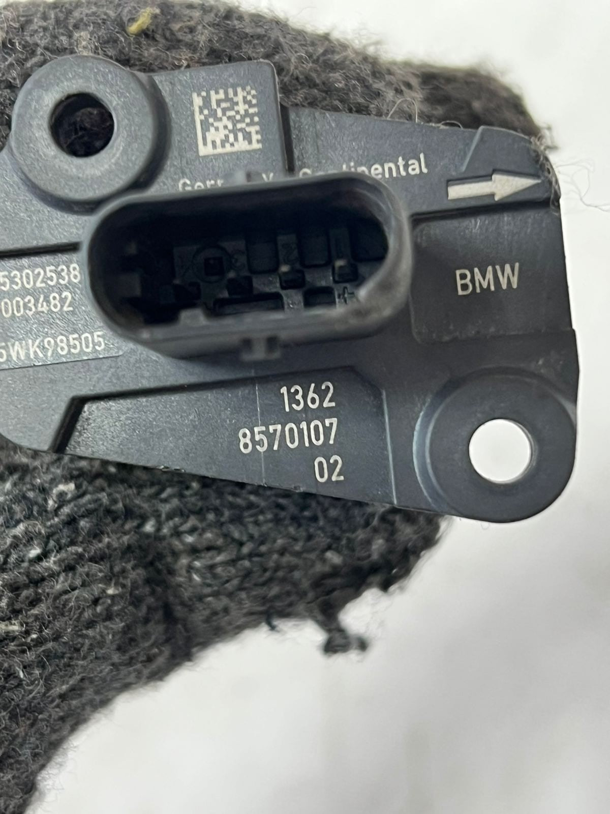 BMW F20 F21 F22 F23 F10 F30 F36 F80 G01 Mass Air Flow Sensor 8570107 OEM