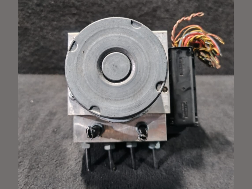 BMW F07 DSC ANTI BREAKING SYSTEM PUMP BREAK HYDRO CONTROL UNIT MODULE - 6853400