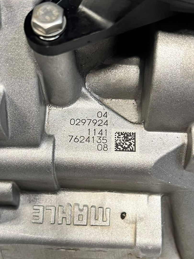 2006 BMW Mini Cooper F55, F56, F57 B38 B48 Engine Oil VACUUM Pump 7624135 