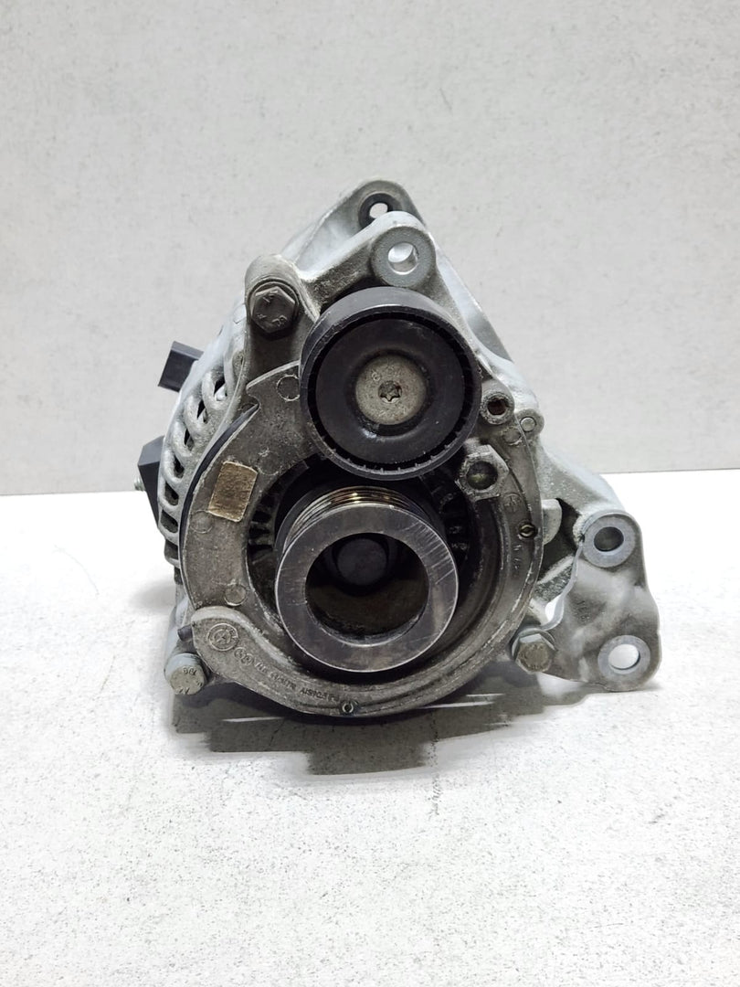 2016-2019 BMW 330i Alternator 8645325 F22 F30 F32 F36 118i 218i 330i and 430i