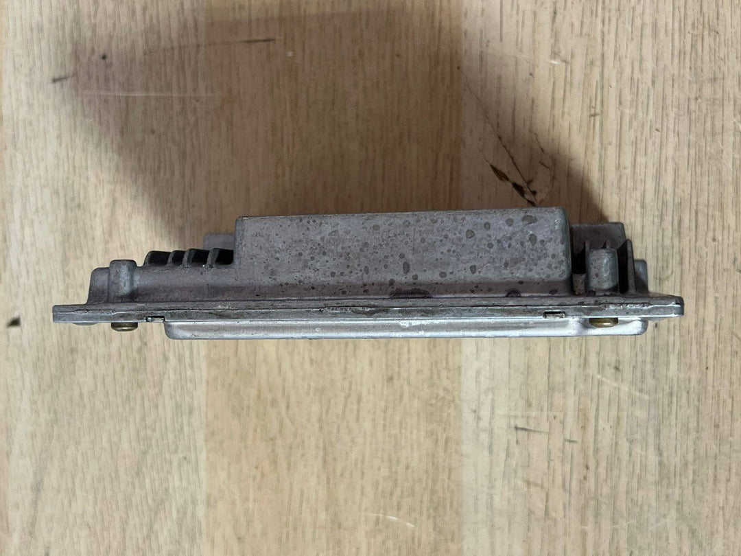 2002-2003 BMW 745i Engine Control Module 7523523 BOSCH 261209002 E65 