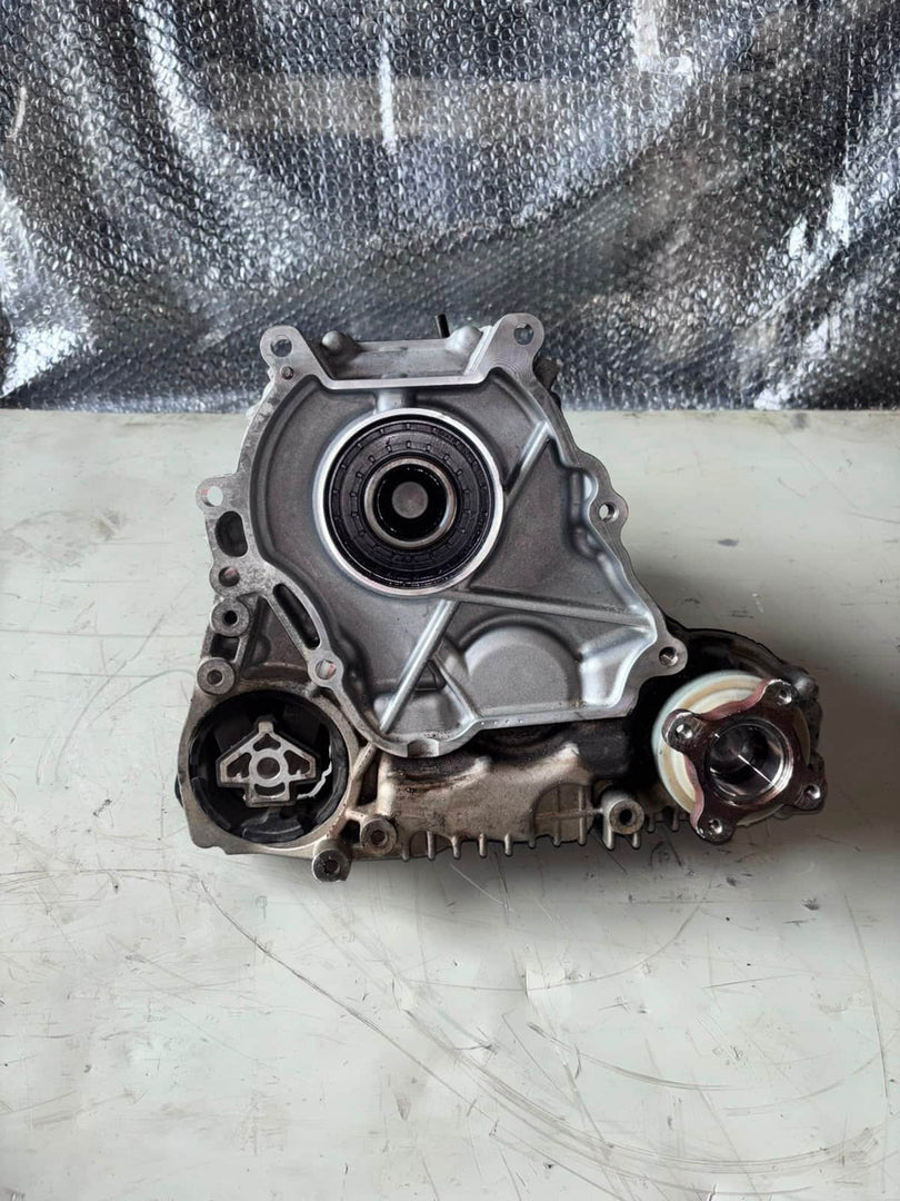 2012-2016 BMW 328i Transfer Case 7643756 2,3,4,5,6,and 7 Series xDrive OEM 
