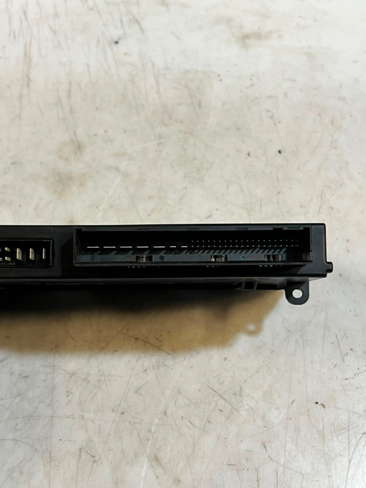 BMW F06 F07 F10 F11 F12 F13 JUNCTION BOX CONTROL MODULE UNIT ECU 9244394 OEM