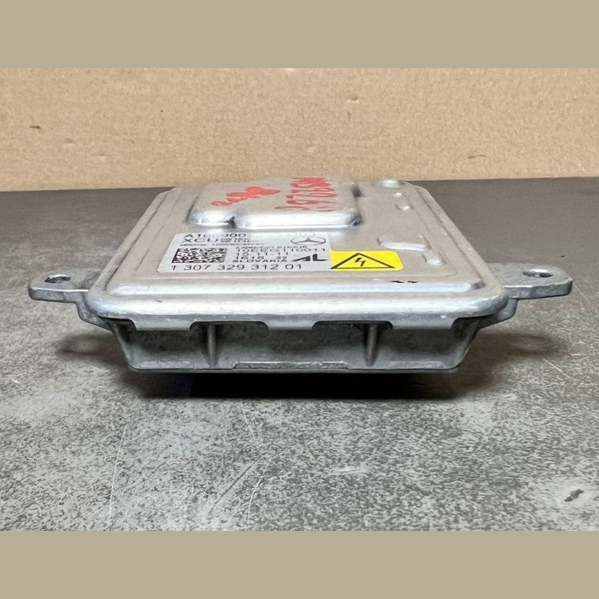 Mercedes Benz W166 Xenon Light Headlight Control Module Unit A166 9002800 OEM