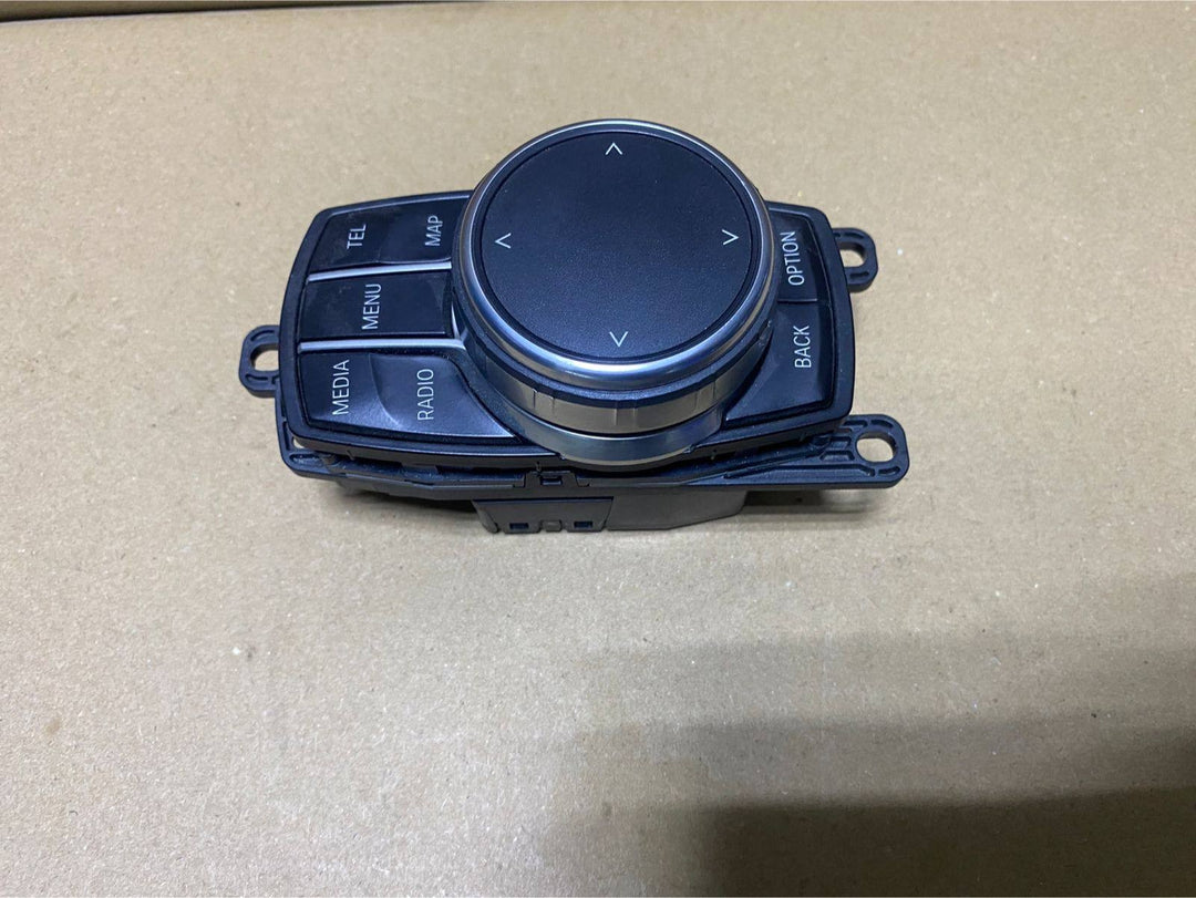 2015-2019 BMW X1 Touch Control Switch 6829089 X1 X2 F48 F49 F39 F45 F46