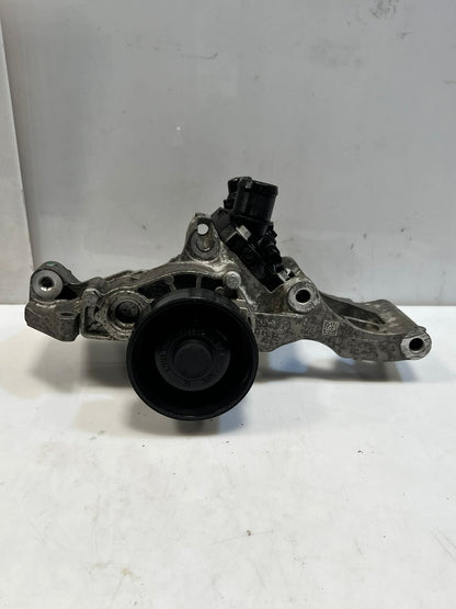 Mini Cooper F55 F56 F57 F45 F46 Coolant Water Pump Support Bracket 2381337