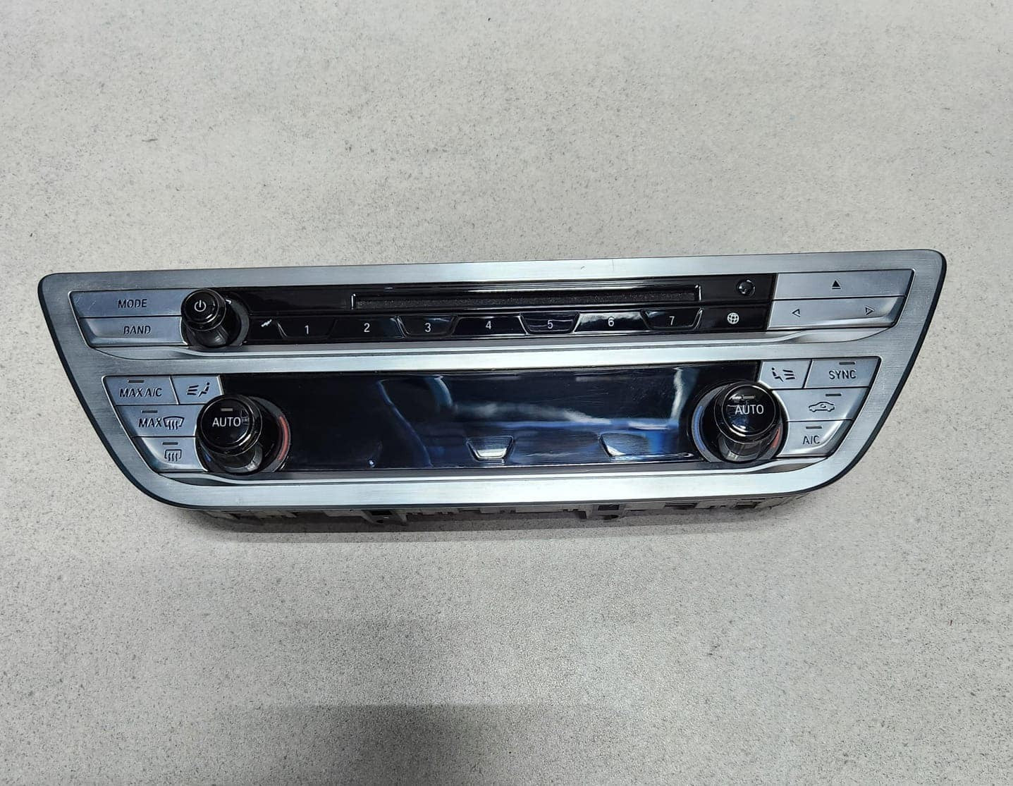 2016-2019 BMW 740i Climate Control Unit 6822777 G11 G12 740i 750xi