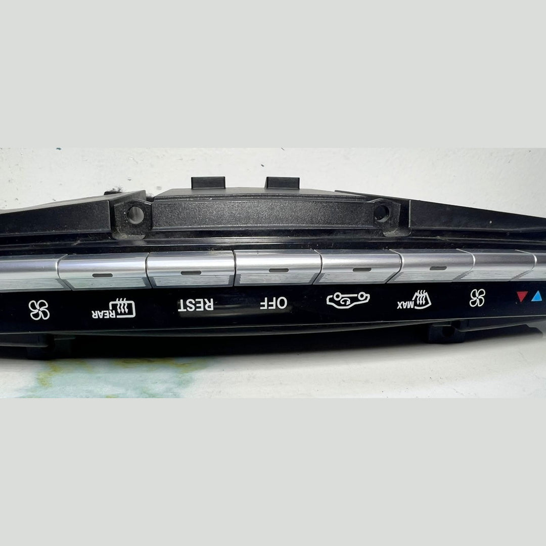 2007-2014 Mercedes-Benz S550 Climate Control Unit A2218704358 W221 S-Class