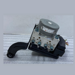 Bild in die Galerieansicht laden, OEM BMW M4 F30 F34 ABS Anti-Lock Brake Pump Module 6871110