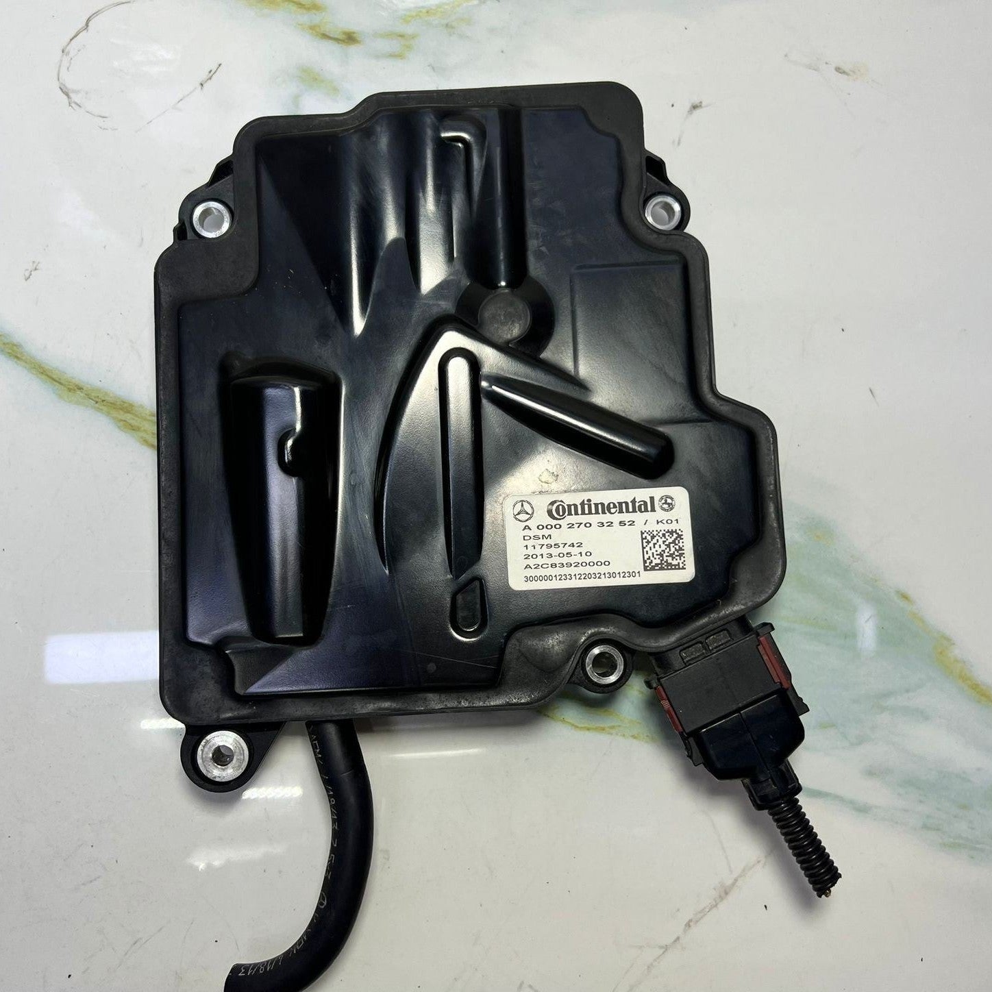 Mercedes-Benz Transmission Control Module A 0002703252 ML, SL