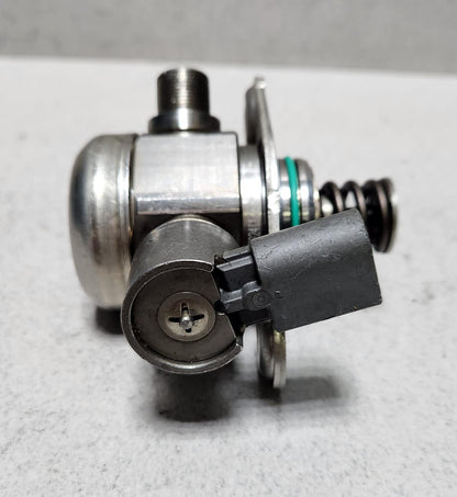 2012-2016 Mercedes-Benz C300 High Pressure Fuel Pump A2760700601 C E S Class 