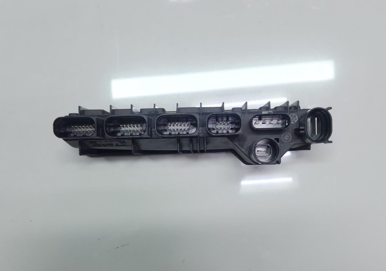 2017-2020 BMW 540i Integrated Power Supply Control Module 8583091 G30 G31 G38 