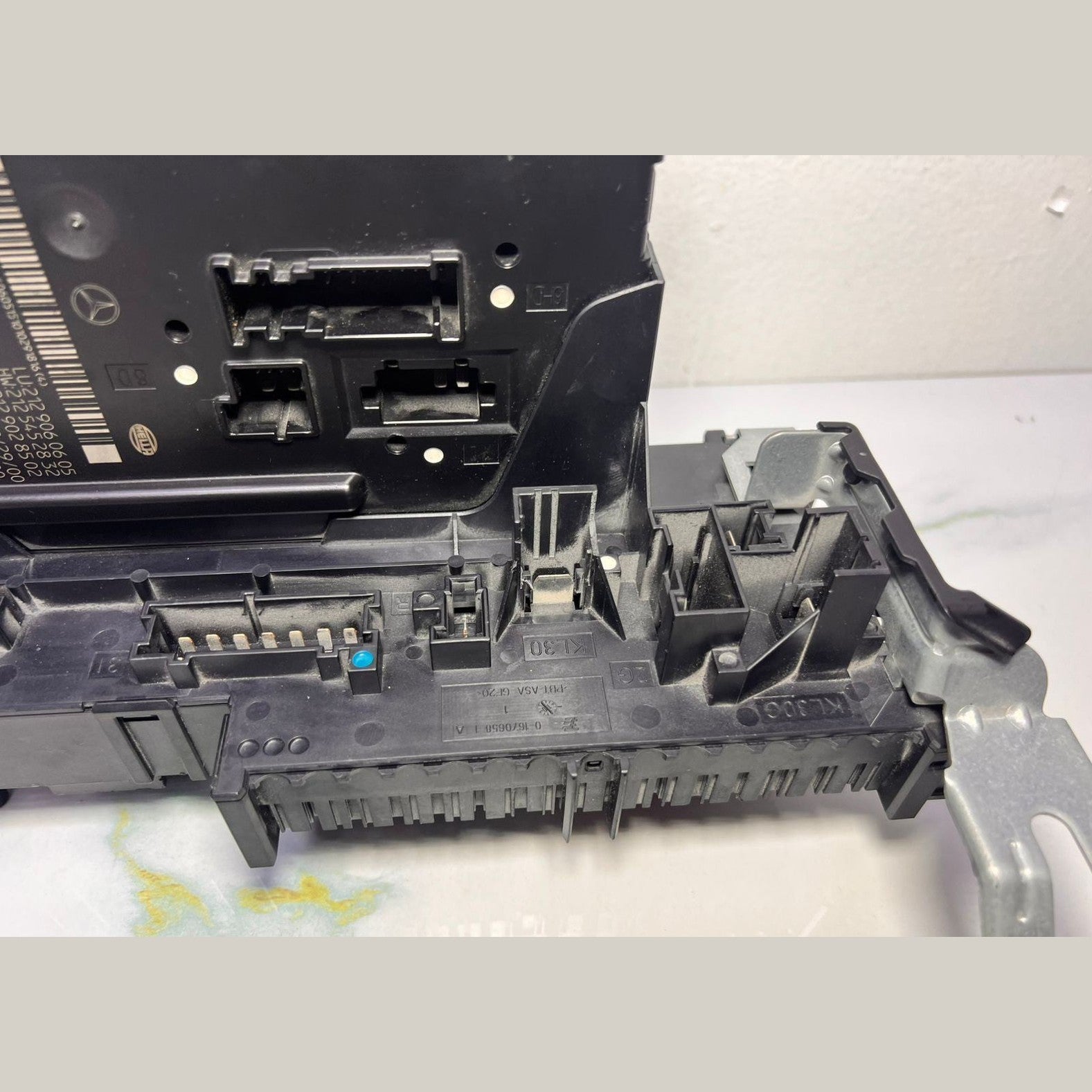 Mercedes-Benz Control Unit A 212 900 06 05