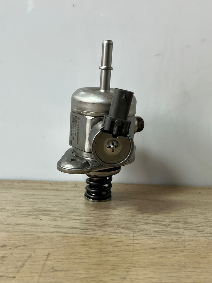 2015 BMW 118i High Pressure Fuel Pump 8605103 F20 F30 118i 116i N13B16A 