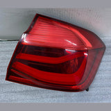 OEM BMW 3 SERIES F30 F80 LCI REAR TAIL LIGHT ON BODY RIGHT SIDE 7369118