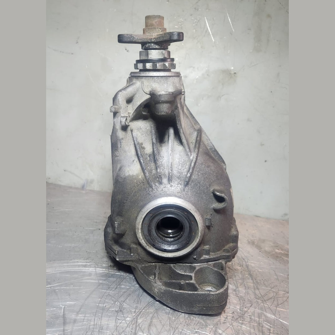 2011 BMW 528i Rear Differential Assembly 7578149 F10 528i and 523i I=3,38