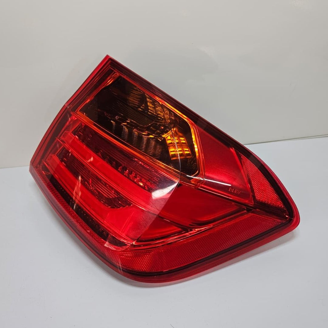 OEM BMW 3 Series F30, F35, F31 Rear Right Taillight 7259894