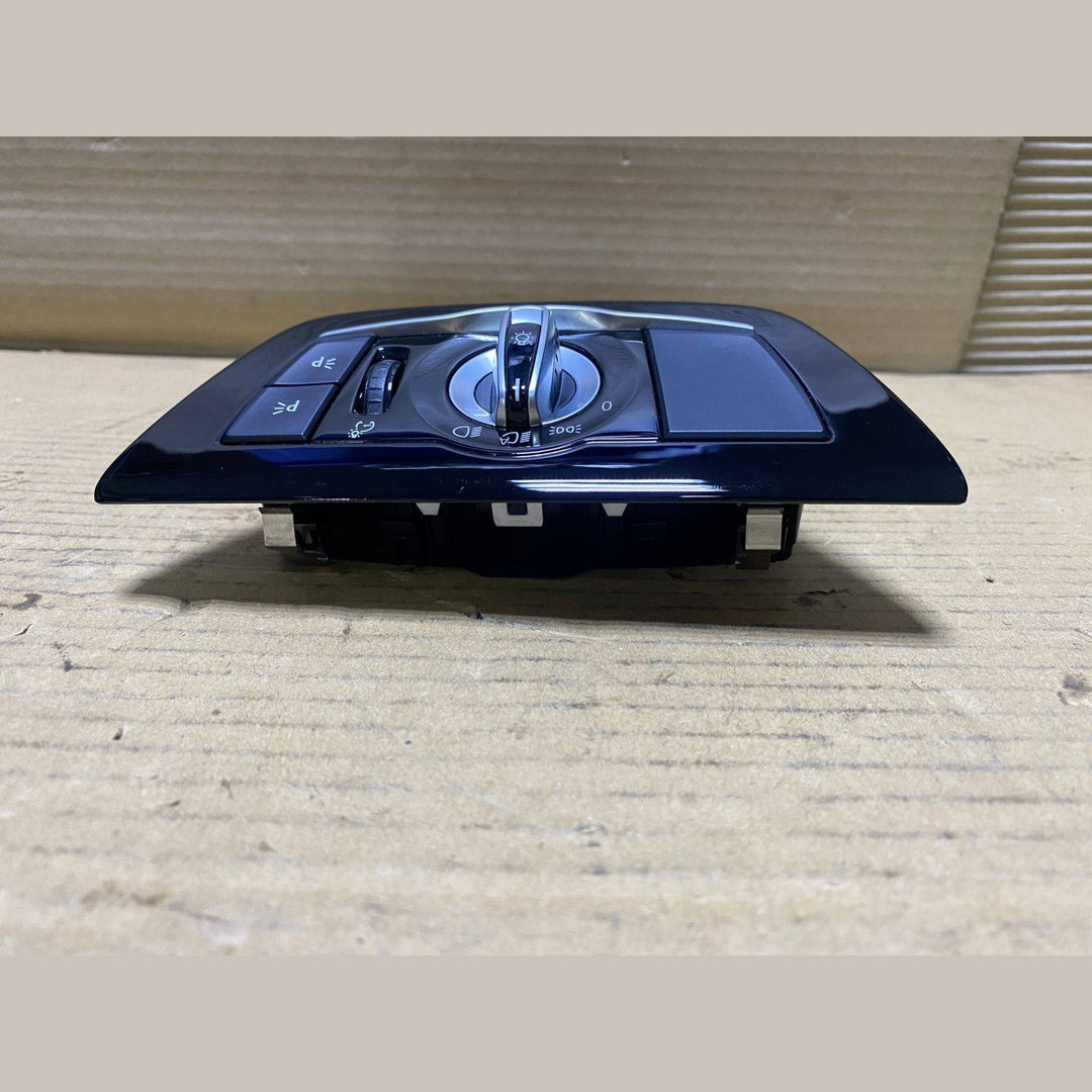 2017-2023 BMW 530i Headlight Control Switch 9472967 530i, 540i, M5, M550i xDrive