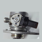 Bild in die Galerieansicht laden, 2018 BMW 640 X5 M and X6 G14 N63 High Pressure Fuel Pump 8648176 OEM