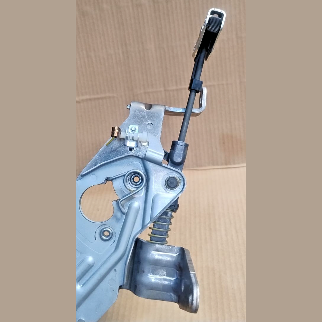 BMW GENUINE 3 SERIES F30 F31 F80 HANDBRAKE LEVER HANDLE ASSEMBLY 6799102