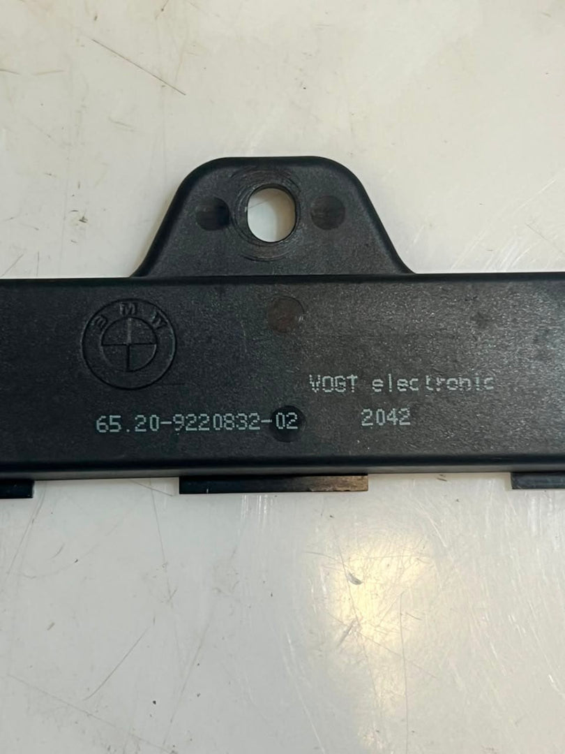 2014-2019 BMW F10, F25 X3, and F97 X3 Keyless Entry Antenna 9220832 OEM