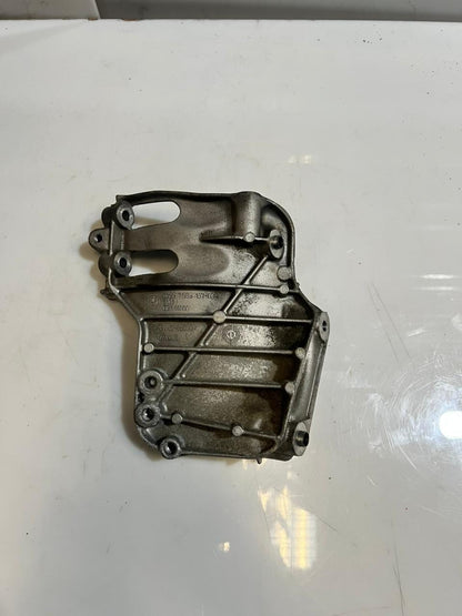 2015-2018 BMW M4 2' M2 F87 F22 F23 Air Conditioning Compressor Bracket 7585167