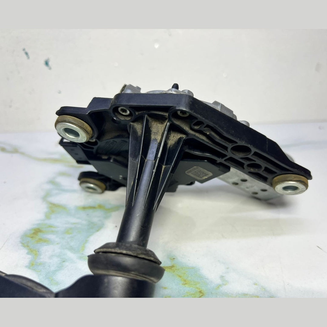 2013-2016 Mercedes A180 Rear Wiper Motor A1769061600 A-Class W176 A200 A220 A250