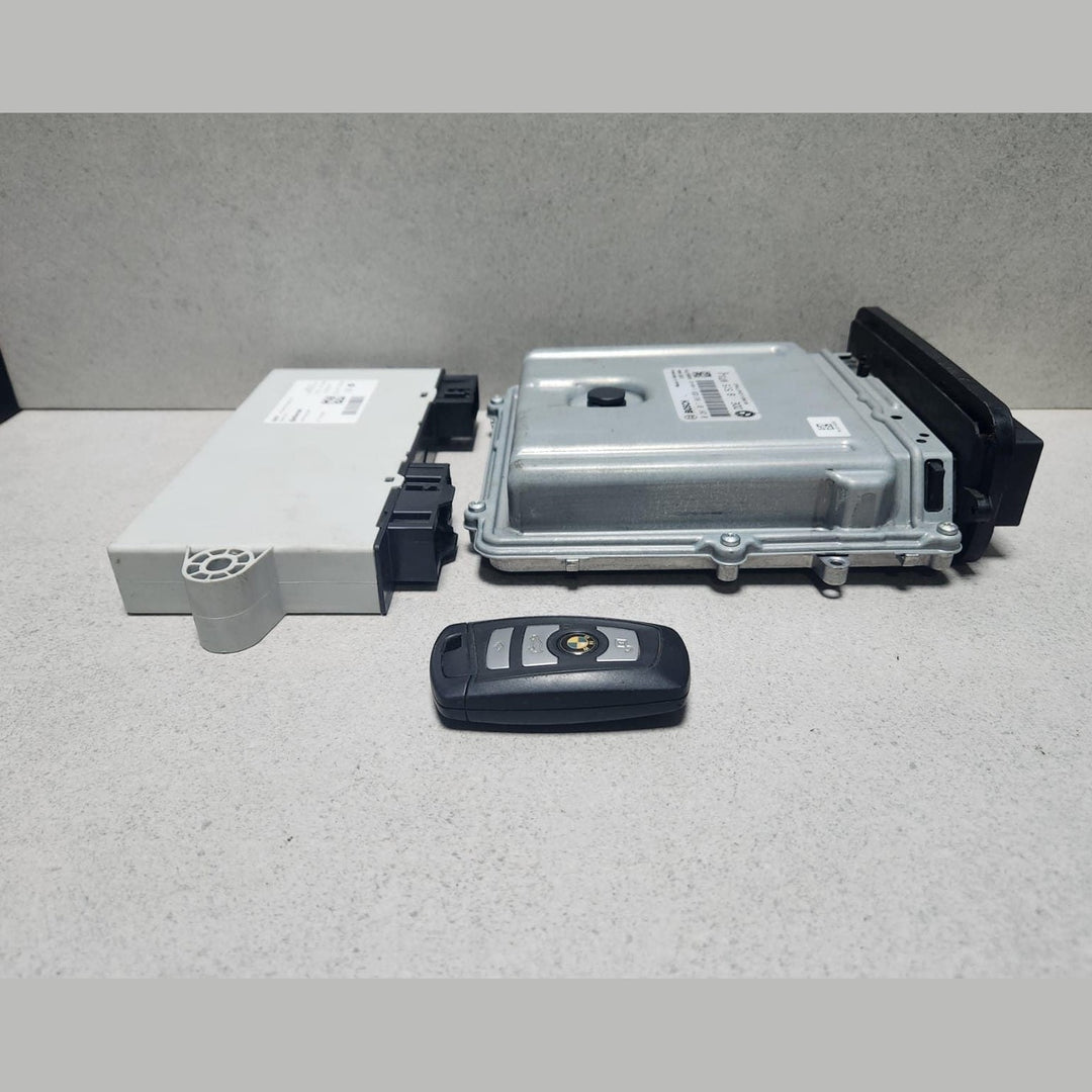 BMW Engine Control Unit DDE 8515073 530d 730d 3.0 2011 7 Series ECUT SET DIESEL