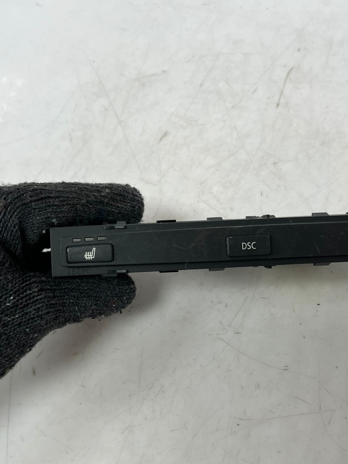 2004-2008 BMW 525i E60 E61 5' Heated Seat Dsc Switch Panel MODULE 6940223 OEM