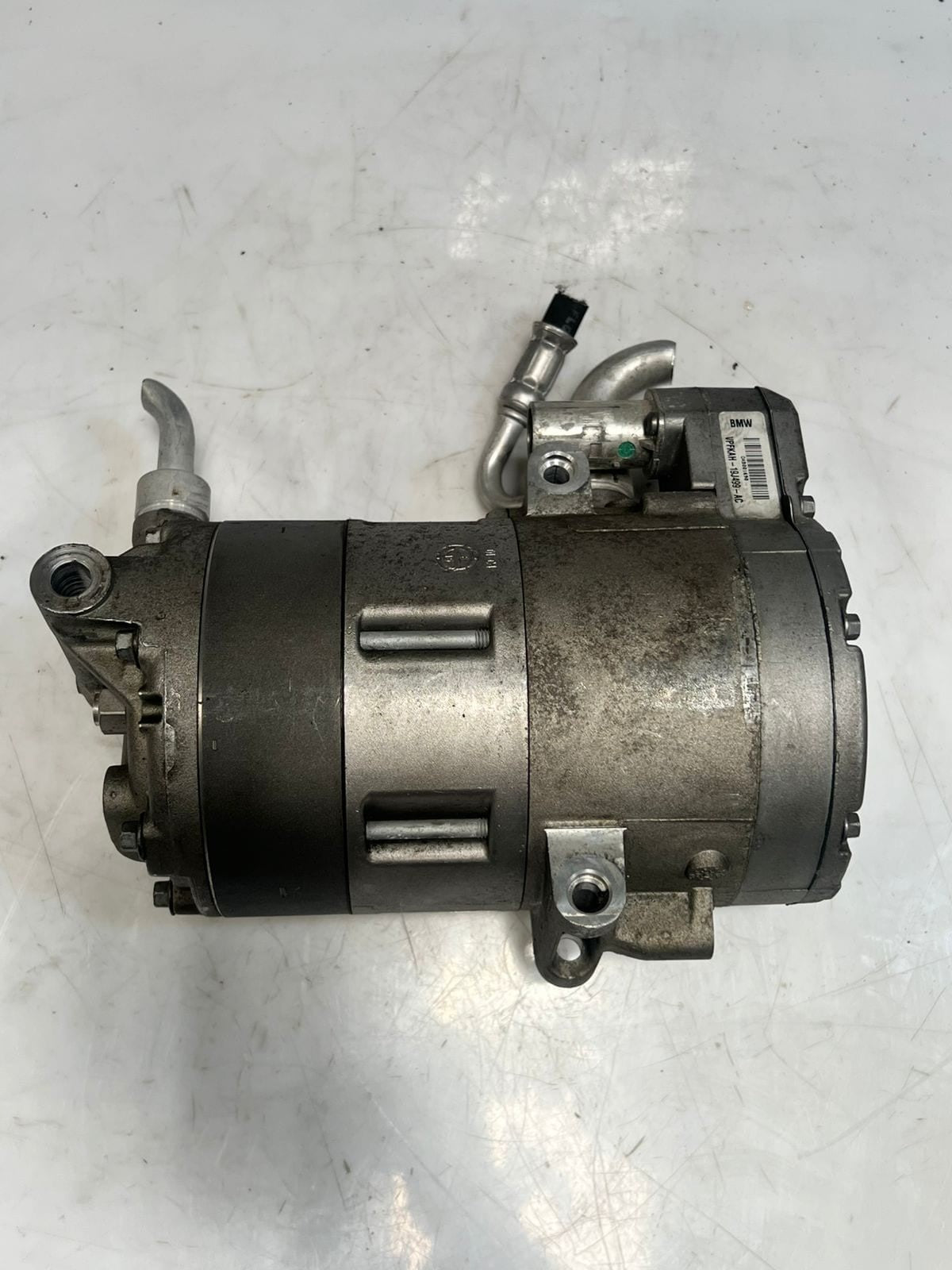 BMW X5 F15 330e 530e xDrive 740e Electric AC Compressor PUMP 9364867 OEM