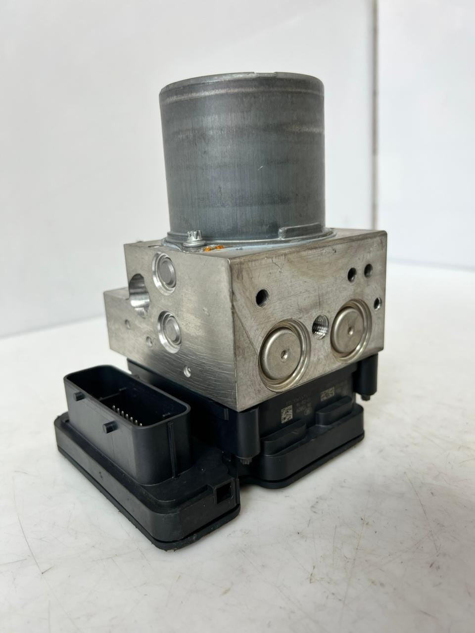 2012-2016 BMW 5 Series F10 F11 535i Abs Pump Control Module 6865852 OEM