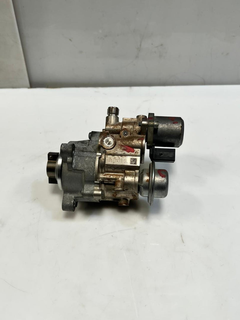 BMW N54 N55 E90 E92 E60 E71 Z4 X3 X5 X6 135i High Pressure Fuel Pump 7613933 OEM