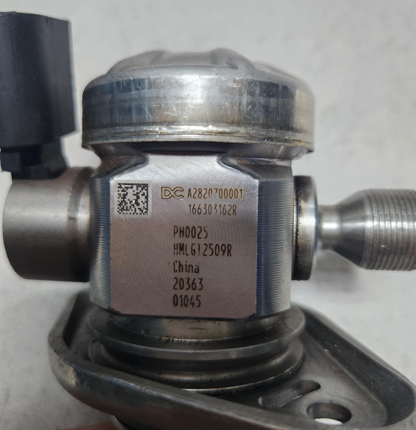 2018 Mercedes-Benz A200 High Pressure Fuel Pump A2820700001  