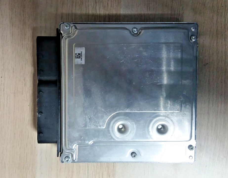 BMW X5 E70 ECU Engine Control Module 7810950 OEM Programmable Unit