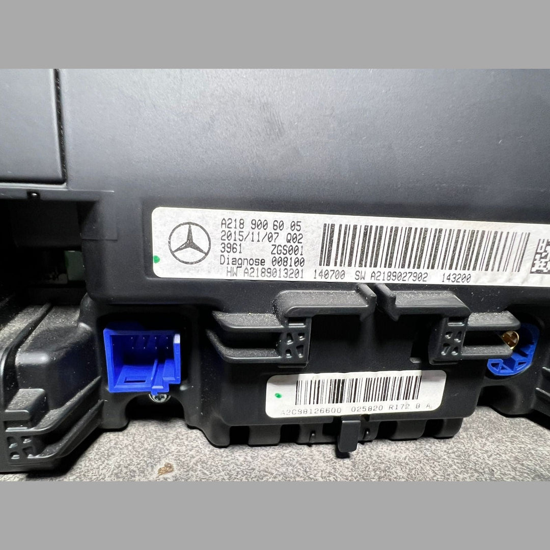 12-15 Mercedes-Benz W218 CLS Navigation Display Screen Monitor A218 9006005