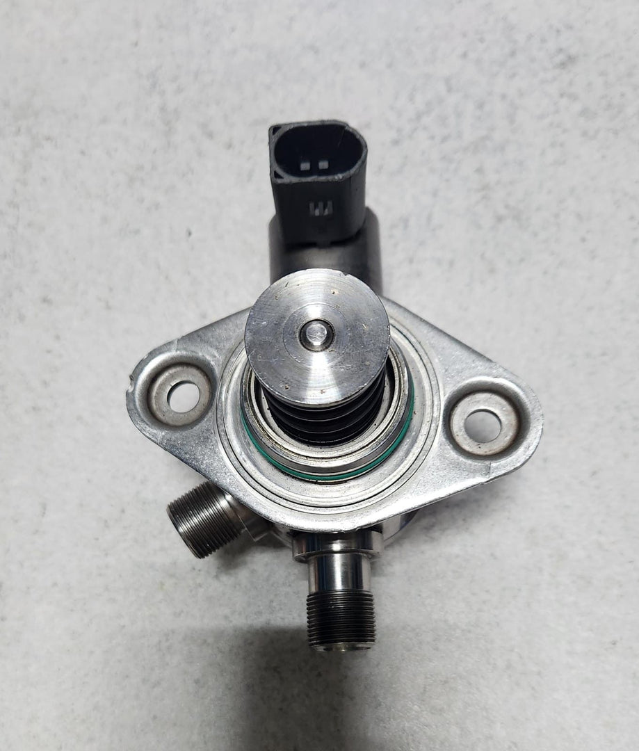 2012-2018 Mercedes-Benz CLS550 High Pressure Fuel Pump A2780701101