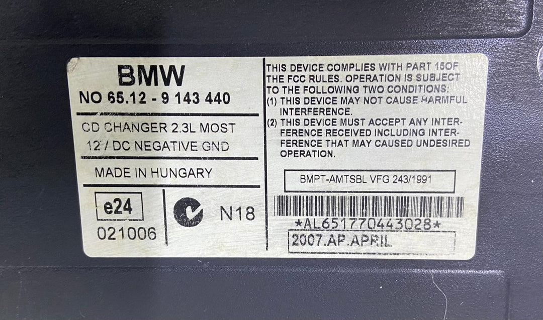 OEM BMW E65 E66 E67 7 SERIES CD CHANGER 9143440