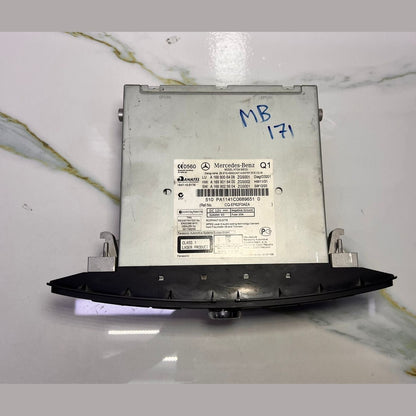 Mercedes-Benz W166 Radio Audio Head Unit CD Player Control Unit A 166 900 64 08 