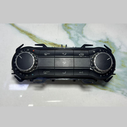 Mercedes Climate Control Panel A2469002208 B Class W246