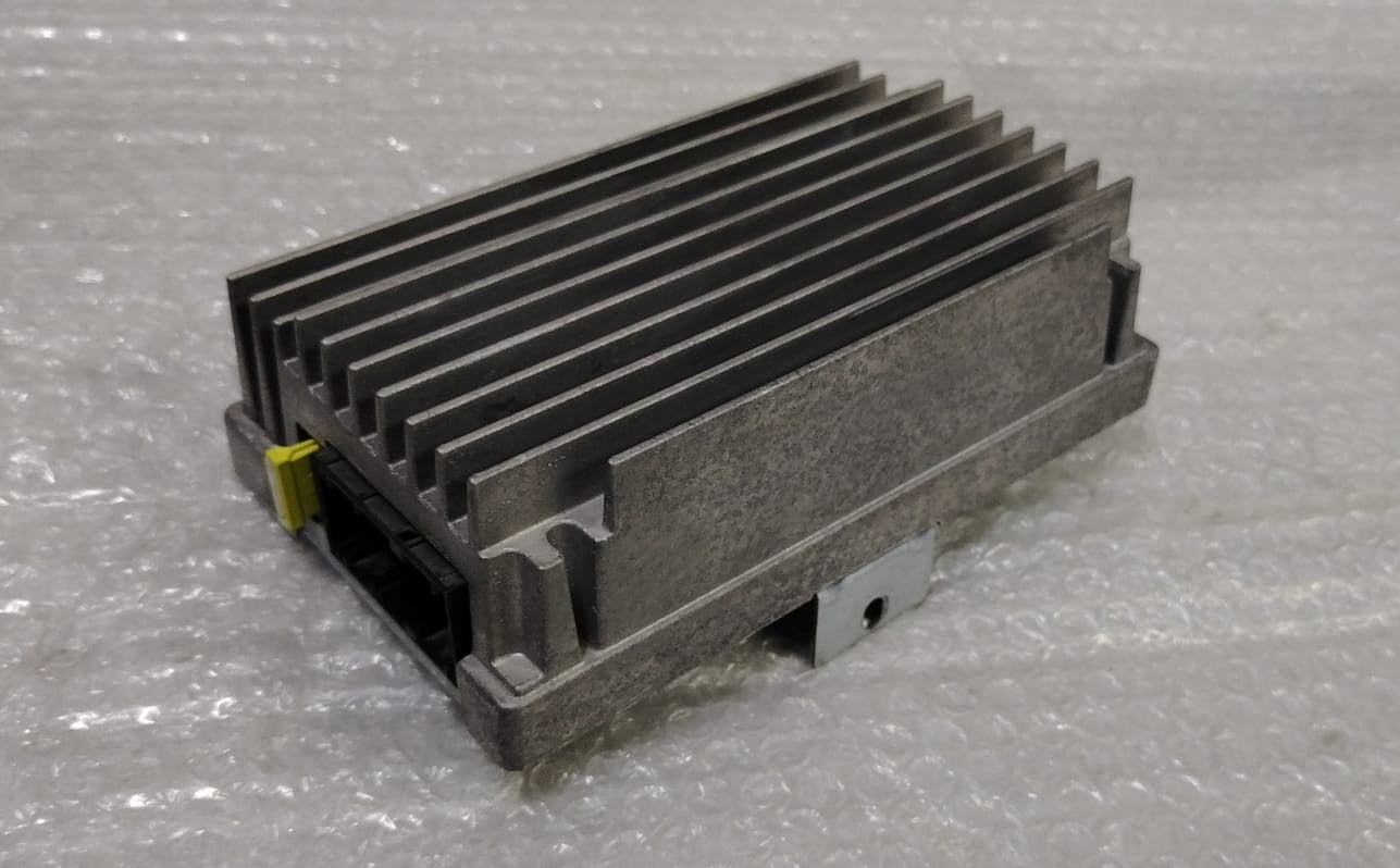 OEM BMW 7 SERIES F01 F02 F04 Hi-Fi AUDIO SOUND AMPLIFIER MODULE 9226241