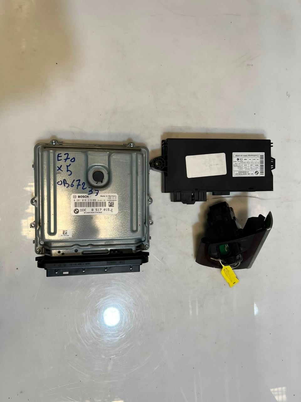 2006-2013 BMW X5 E70 N57 Engine Control Unit ECU SET DDE + CAS3 + 1KEY 8517015